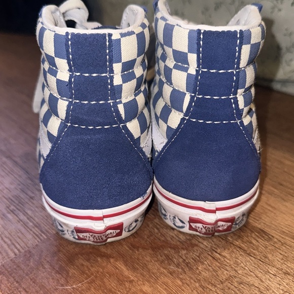 High Top Vans - Picture 5 of 5